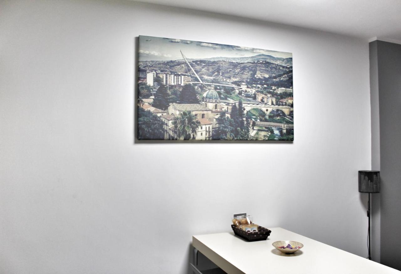 Cosenza Luxury Apartment Exteriör bild